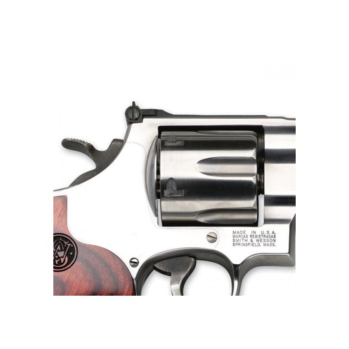 Smith & Wesson 629 Luxe